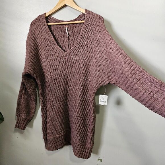 NWT FREE PEOPLE COCOA / MAR DEEP V NECK LONG JUMPER SWEATER SIZE SMALL - Picture 2 of 16